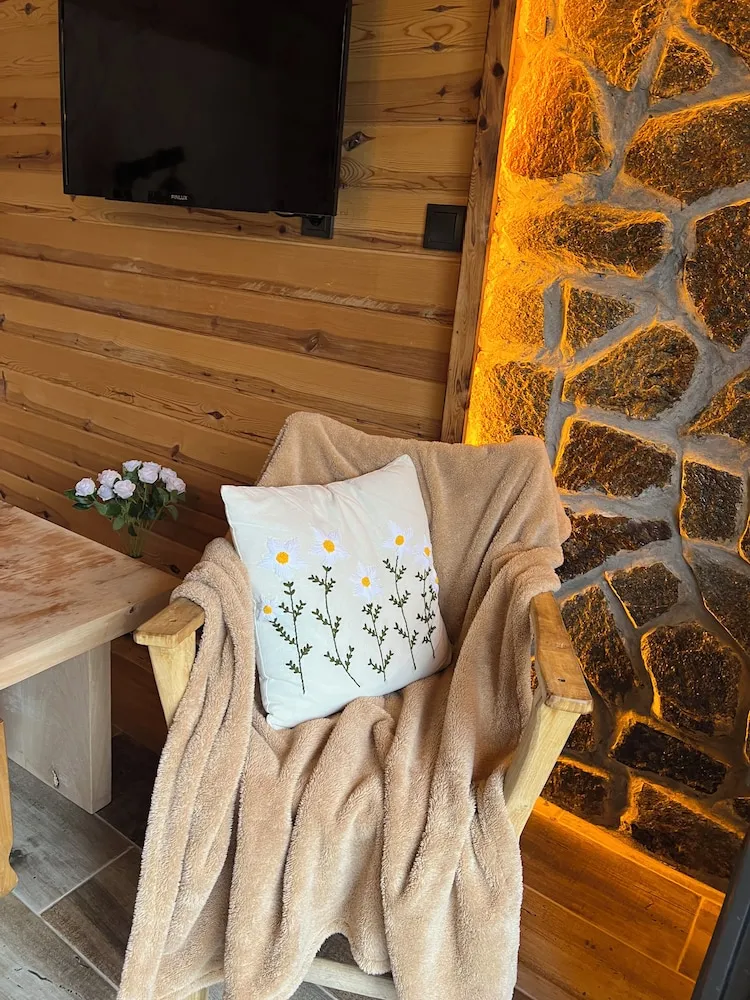 Deluxe Bungalov, Tepe Manzaralı