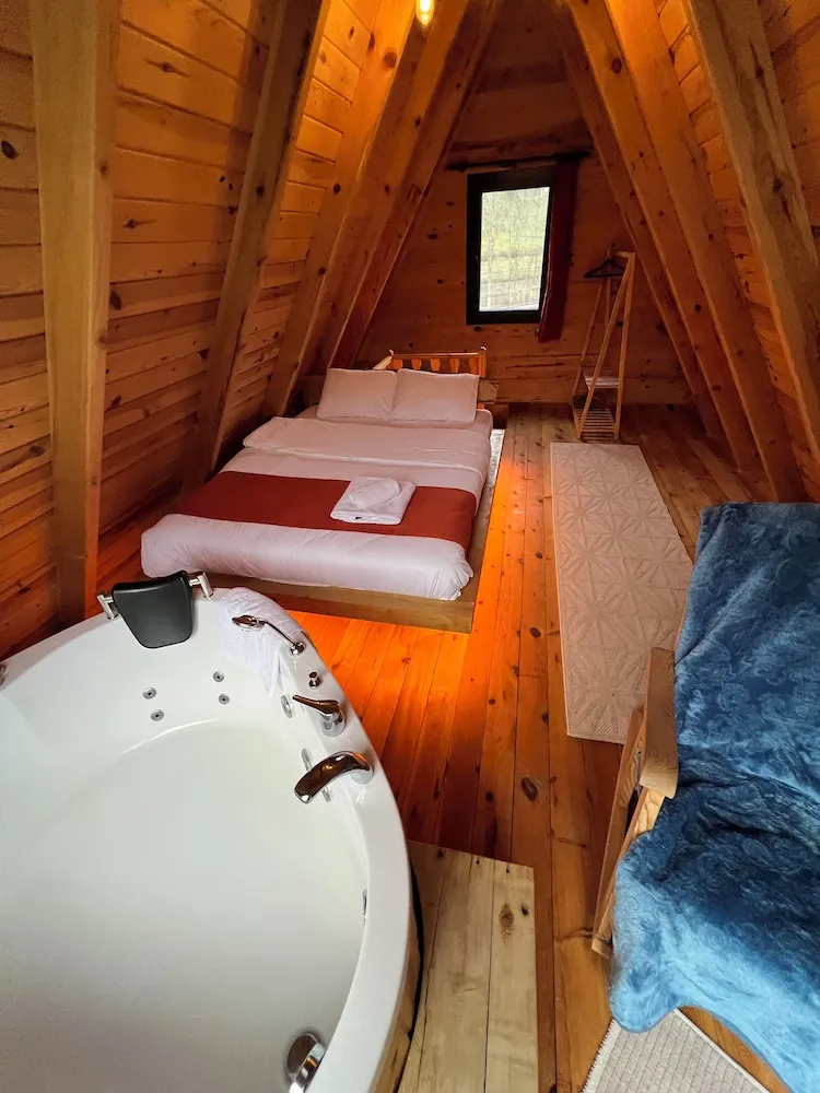 Deluxe Bungalov, Tepe Manzaralı