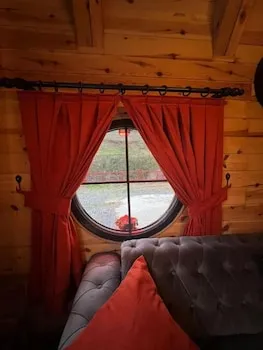 Rize Seversin Suit Bungalow