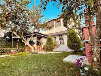 Garden House Villa
