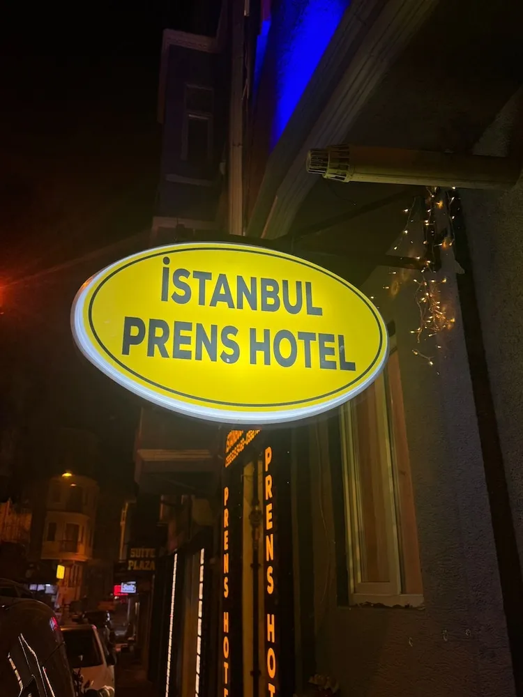 İki Ayrı Yataklı Oda, Şehir Manzaralı