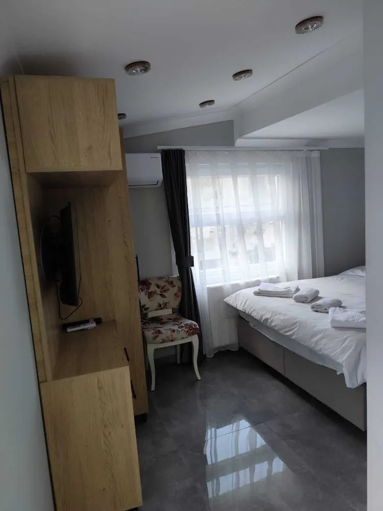 Business Tek Büyük Yataklı Oda, Birden Çok Yatak, Sigara İçilmez, Tepe Manzaralı