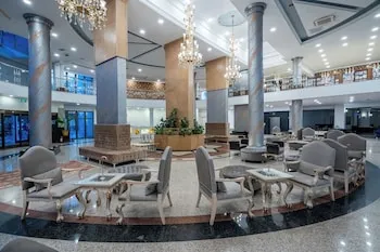 Sunrise Queen Luxury Hotel