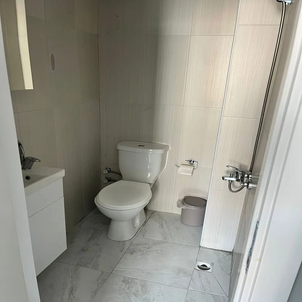 Basic Tek Büyük veya İki Ayrı Yataklı Oda