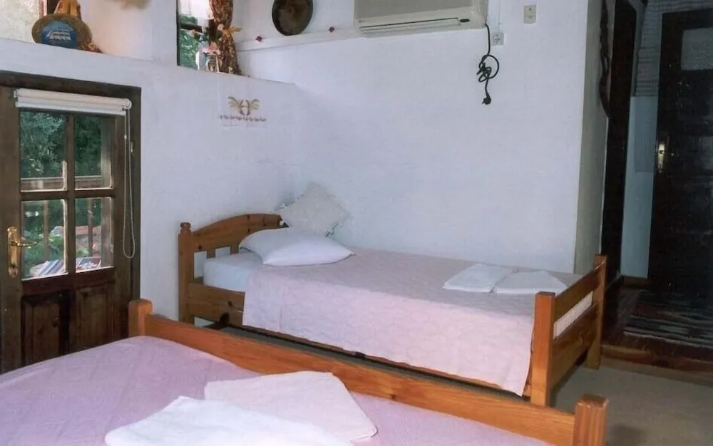 Deluxe Üç Kişilik Oda, Balkon, Nehir Manzaralı