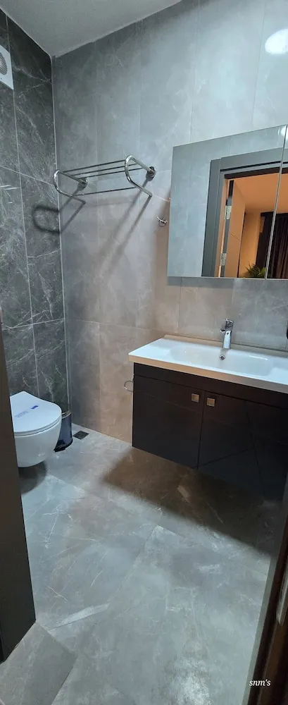 Deluxe Oda, Sigara İçilmez
