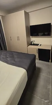 Zulu Suites