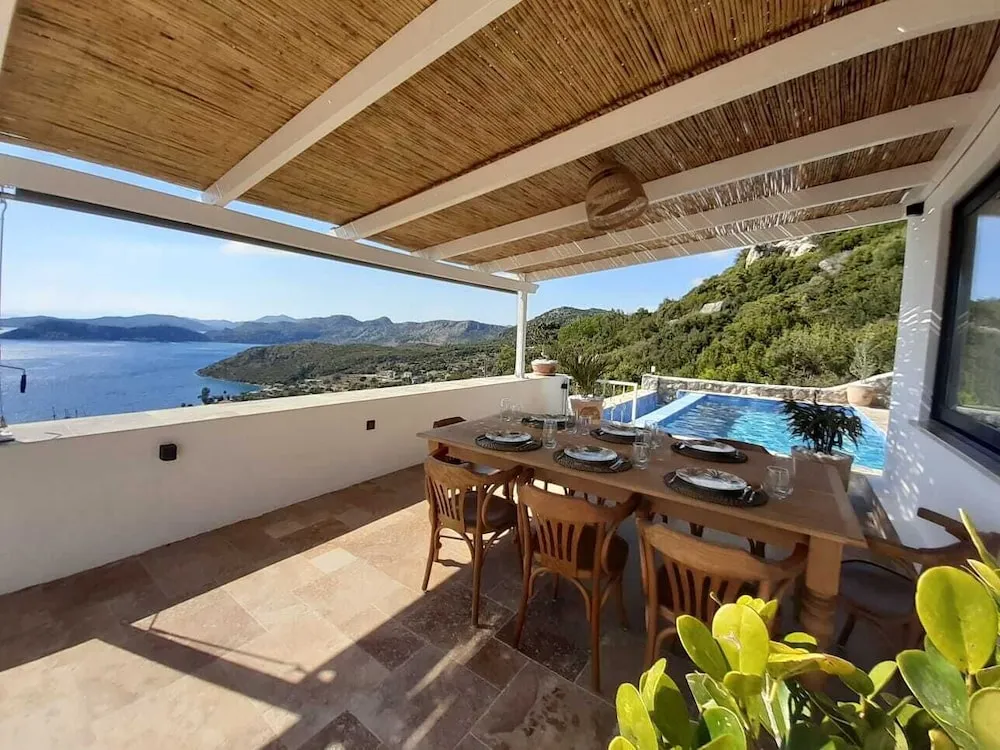 Standard Villa, Deniz Manzaralı