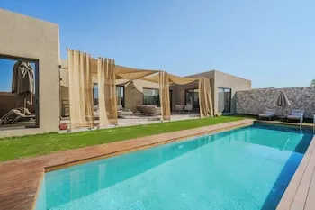 Silence Villas