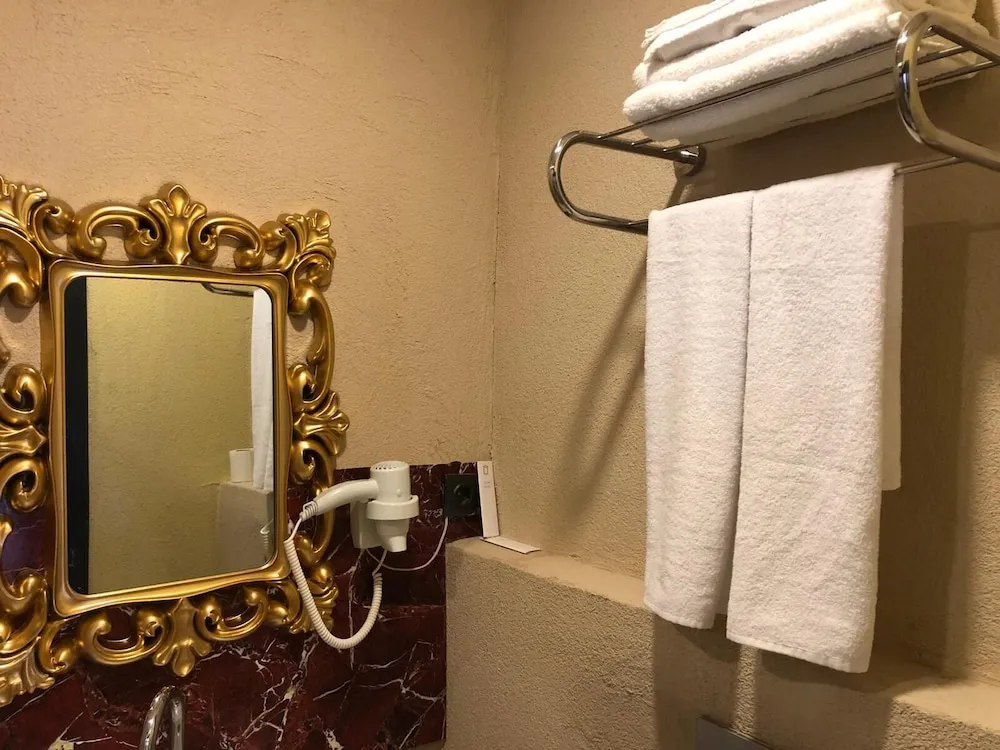 Standard Büyük Yataklı Tek Kişilik Oda, Balkon