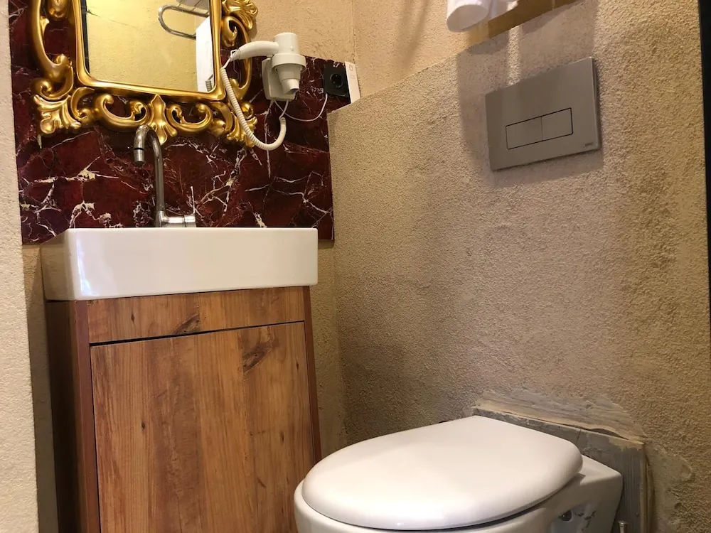 Standard Büyük Yataklı Tek Kişilik Oda, Balkon