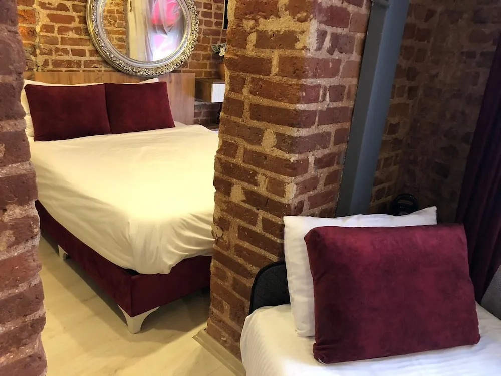 Standard Büyük Yataklı Tek Kişilik Oda, Balkon