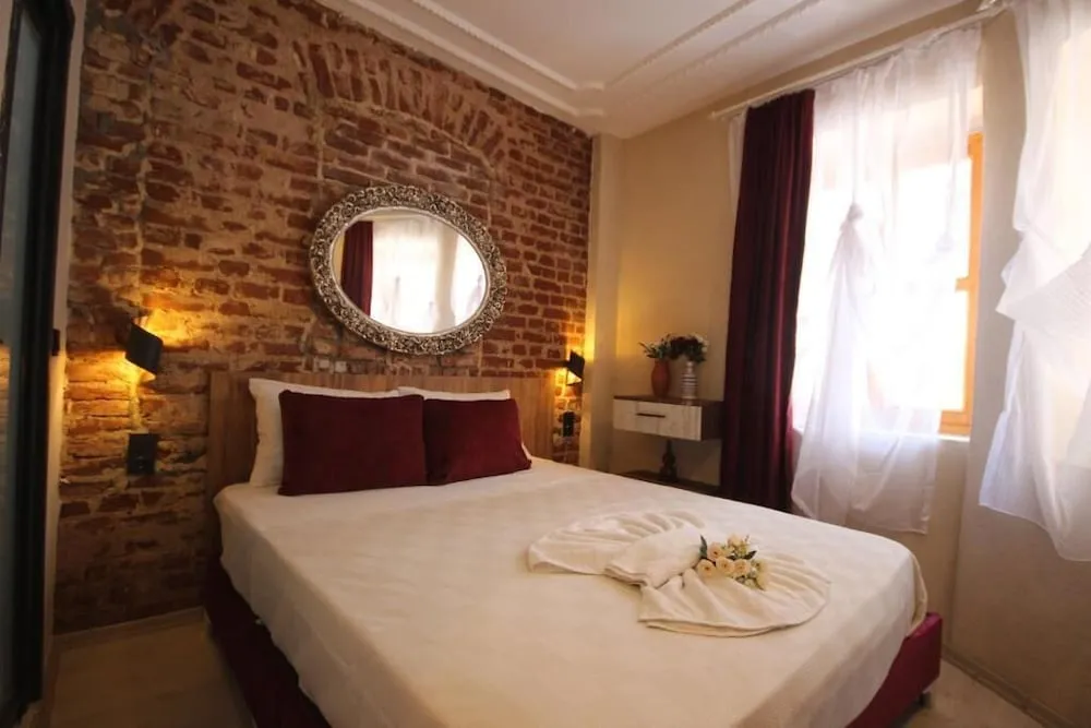 Standard Büyük Yataklı Tek Kişilik Oda, Balkon