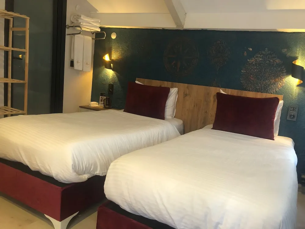 Standard Büyük Yataklı Tek Kişilik Oda, Balkon