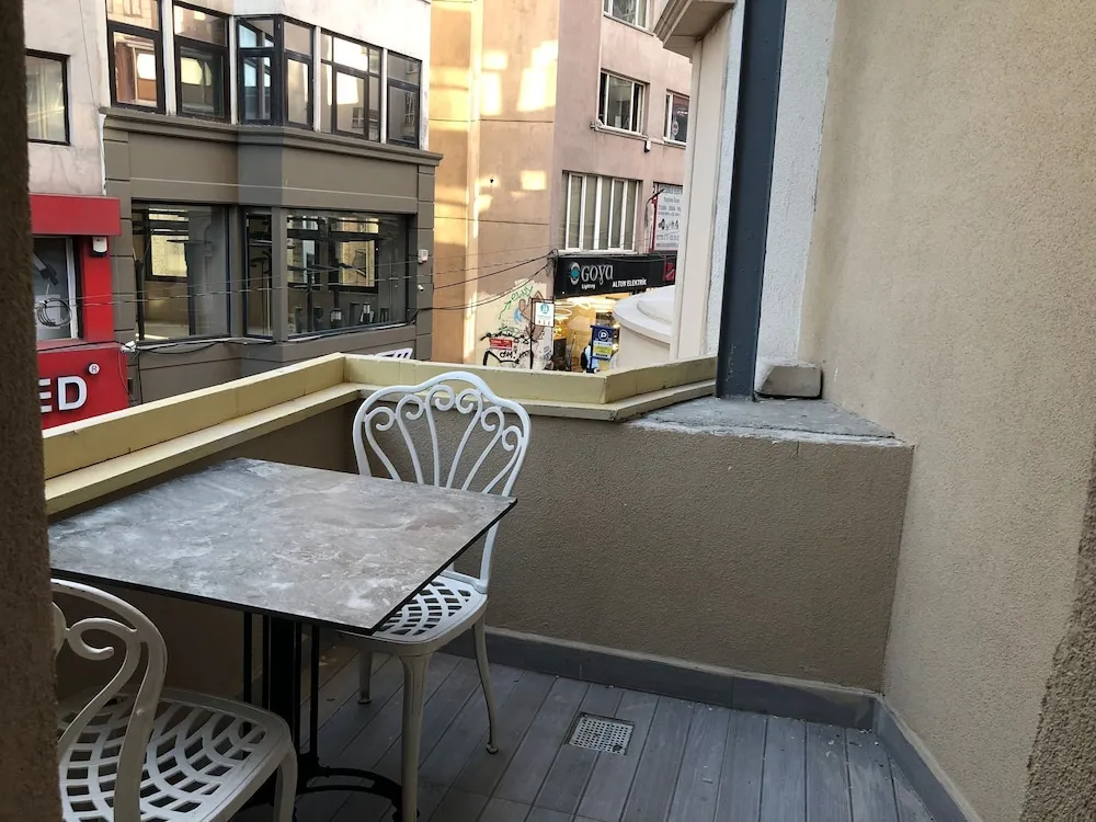 Standard Büyük Yataklı Tek Kişilik Oda, Balkon