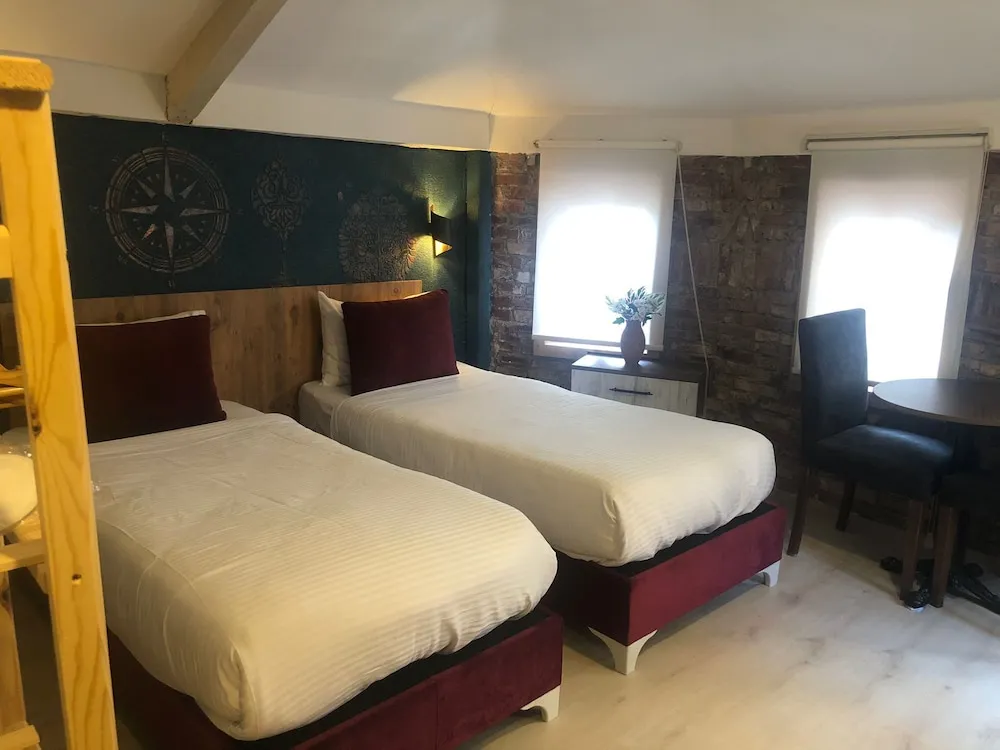 Standard Büyük Yataklı Tek Kişilik Oda, Balkon