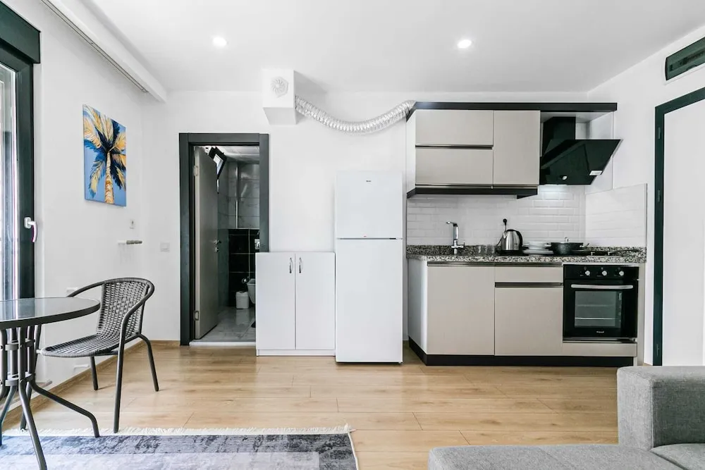 Comfort Apart Daire, Balkon, Bahçe Manzaralı