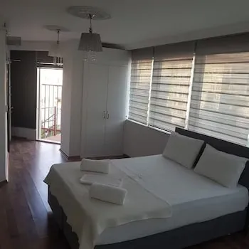 Zeplin Hotel