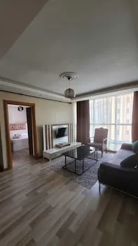 Inn12