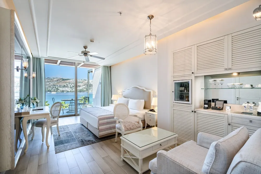 Premium Oda, Birden Çok Yatak, Deniz Manzaralı (Queen)