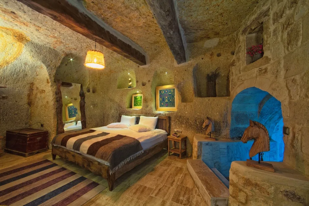 Luxury Süit, Avlu Manzaralı