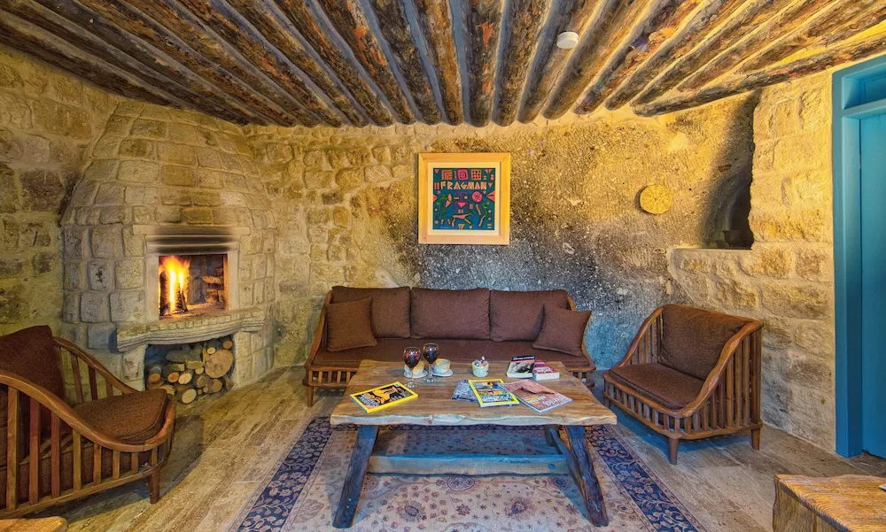Luxury Süit, Avlu Manzaralı