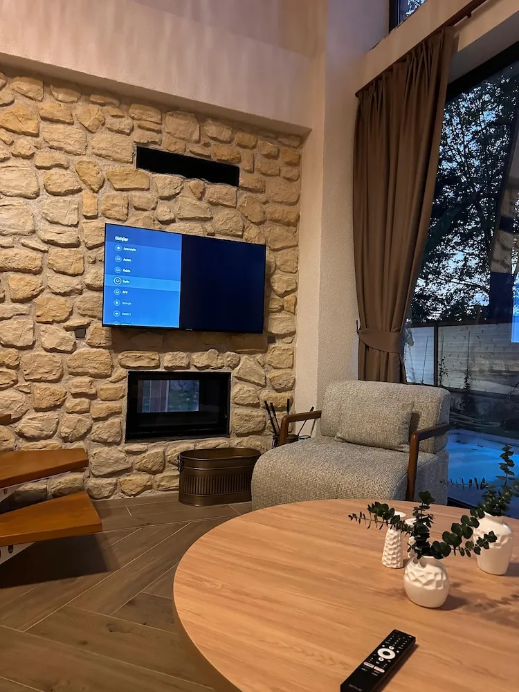 Villa, 3 Yatak Odası, Balkon/Veranda, Göl Manzaralı