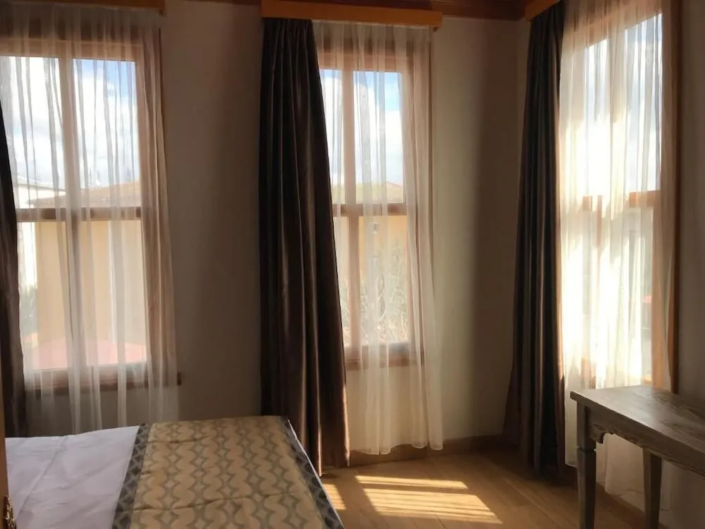 Family Dört Kişilik Oda