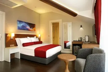 Veyron Hotels & Spa