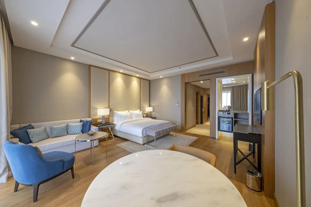 Deluxe Tek Büyük veya İki Ayrı Yataklı Oda, Bahçe Manzaralı