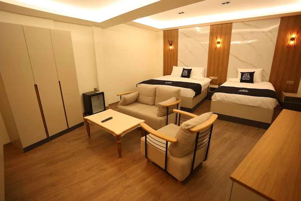Deluxe Üç Kişilik Oda