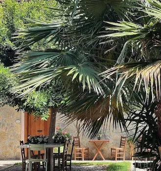 Sekiz Oda Otel