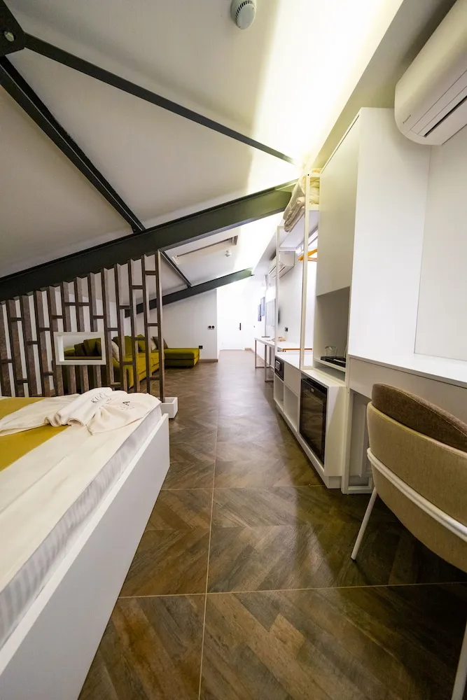 Deluxe Çatı Katı (Loft)