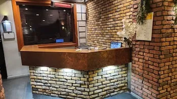 Martin City Hotel