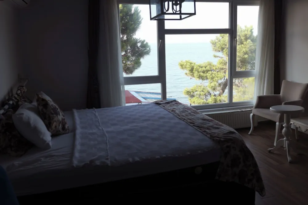 Comfort Tek Büyük Yataklı Oda, Deniz Manzaralı
