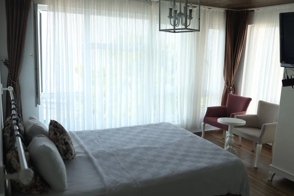Comfort Tek Büyük Yataklı Oda, Deniz Manzaralı