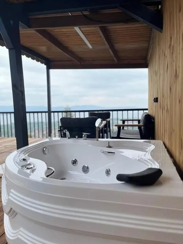 Bungalov, Bahçe Manzaralı