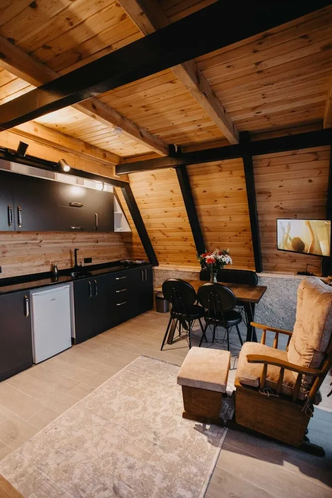 Bungalov, Bahçe Manzaralı
