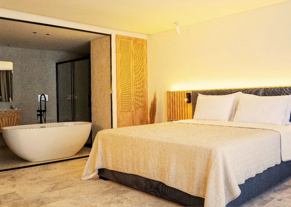 Deluxe Tek Büyük Yataklı Oda, Küvet