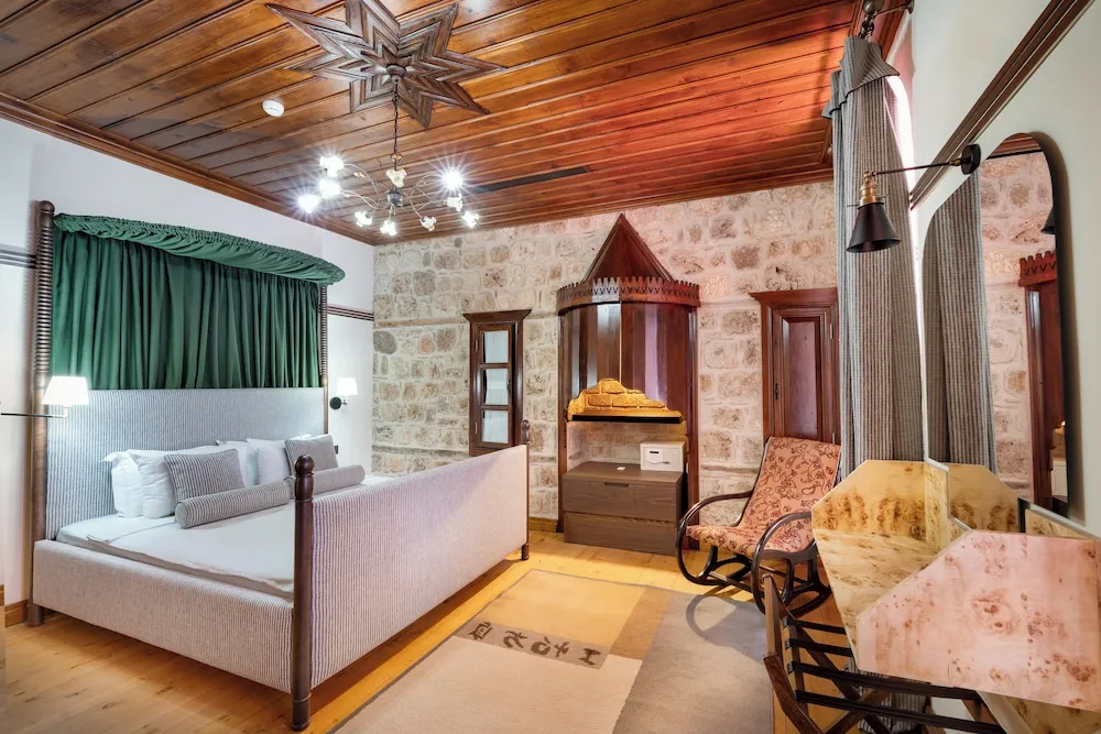 Luxury Oda, 1 Büyük (Queen) Boy Yatak, Şehir Manzaralı