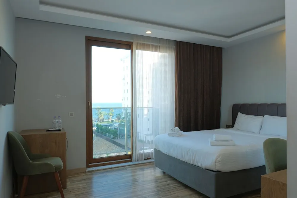 Standard Tek Büyük Yataklı Oda, Balkon, Deniz Manzaralı