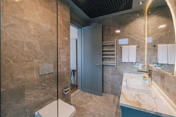 VE Hotels Adakale