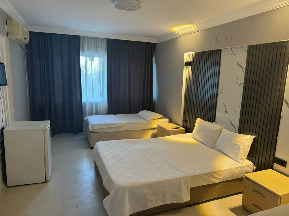 Standard Tek Büyük veya İki Ayrı Yataklı Oda, Balkon, Deniz Manzaralı