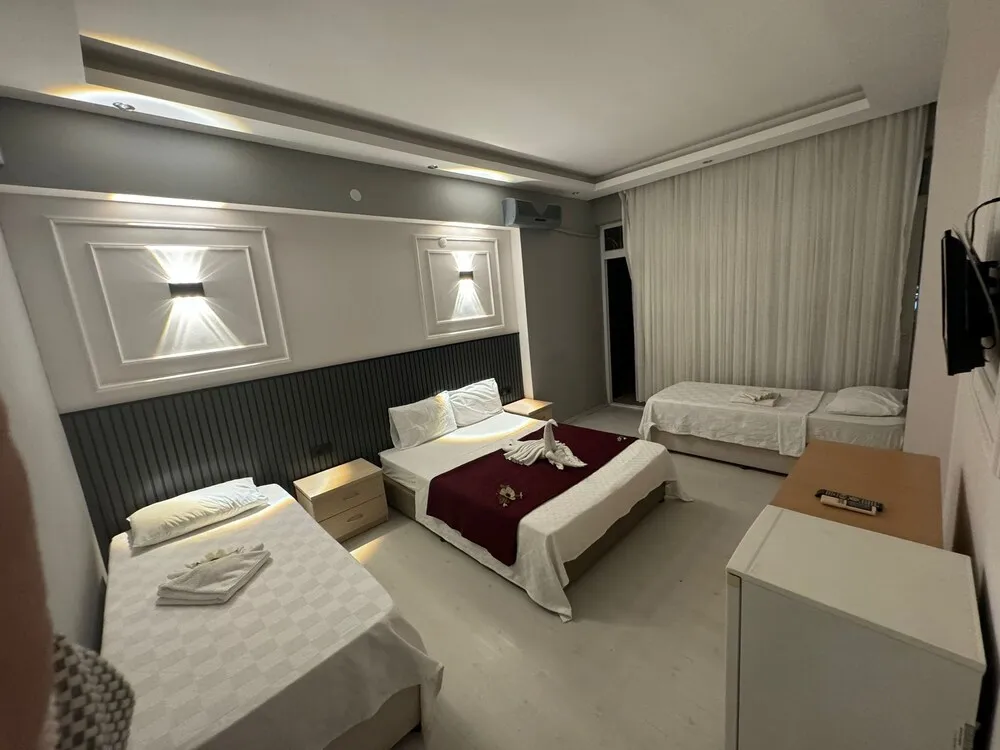 Standard Tek Büyük veya İki Ayrı Yataklı Oda, Balkon, Deniz Manzaralı