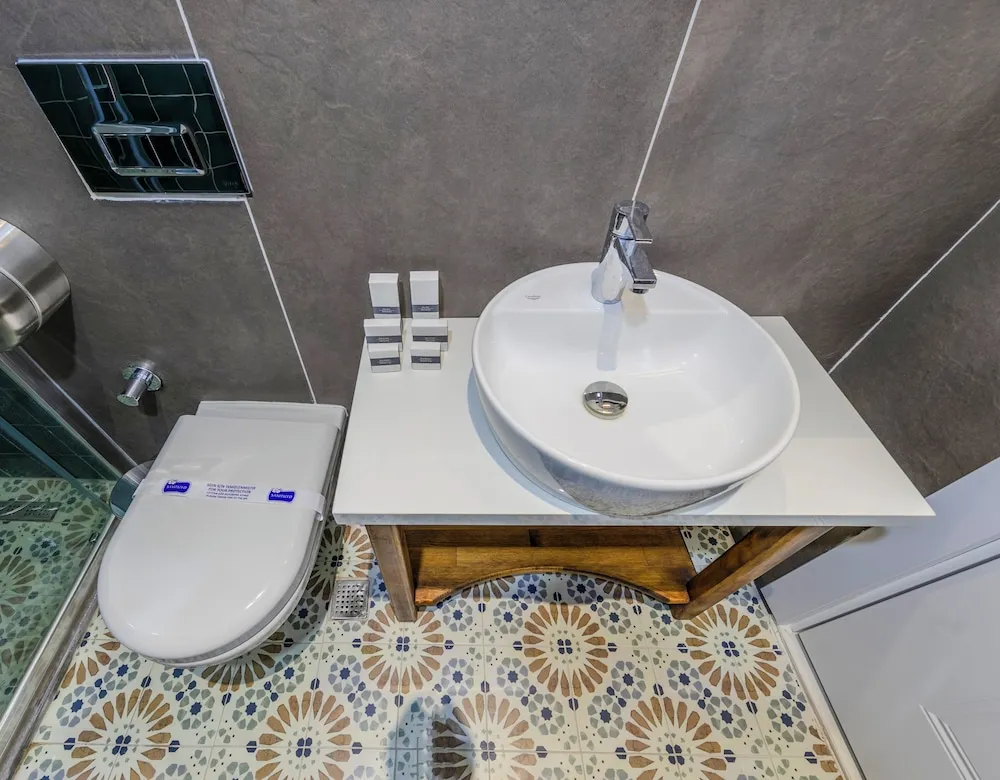 Deluxe Tek Büyük Yataklı Oda, Balkon