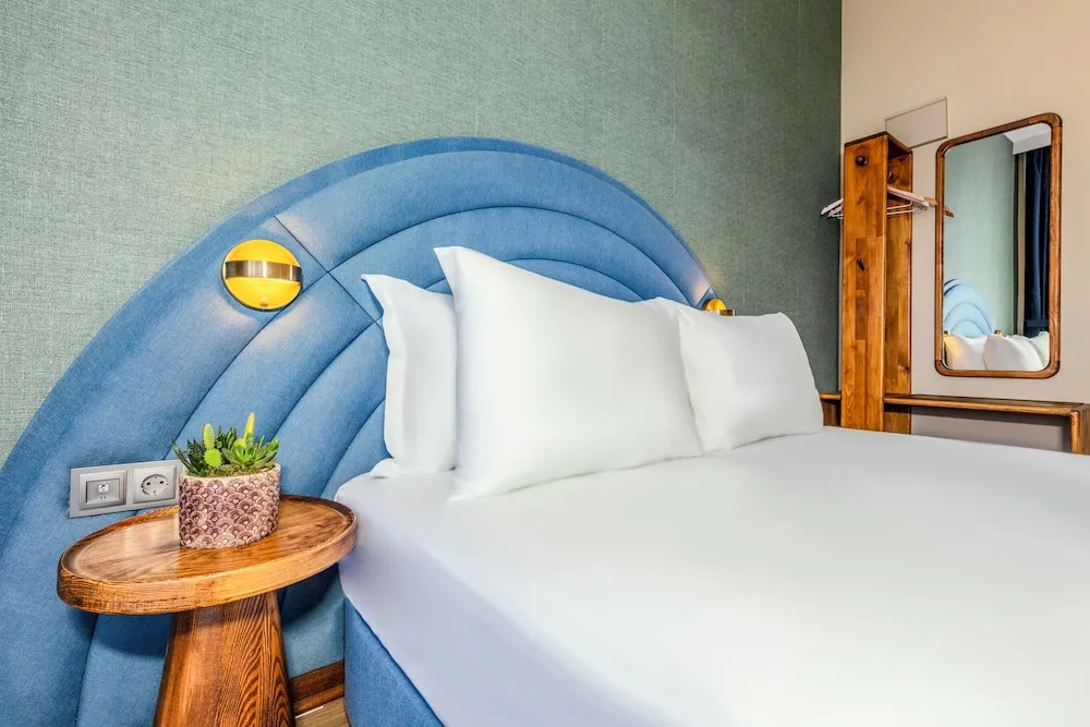 Deluxe Tek Büyük Yataklı Oda, Balkon