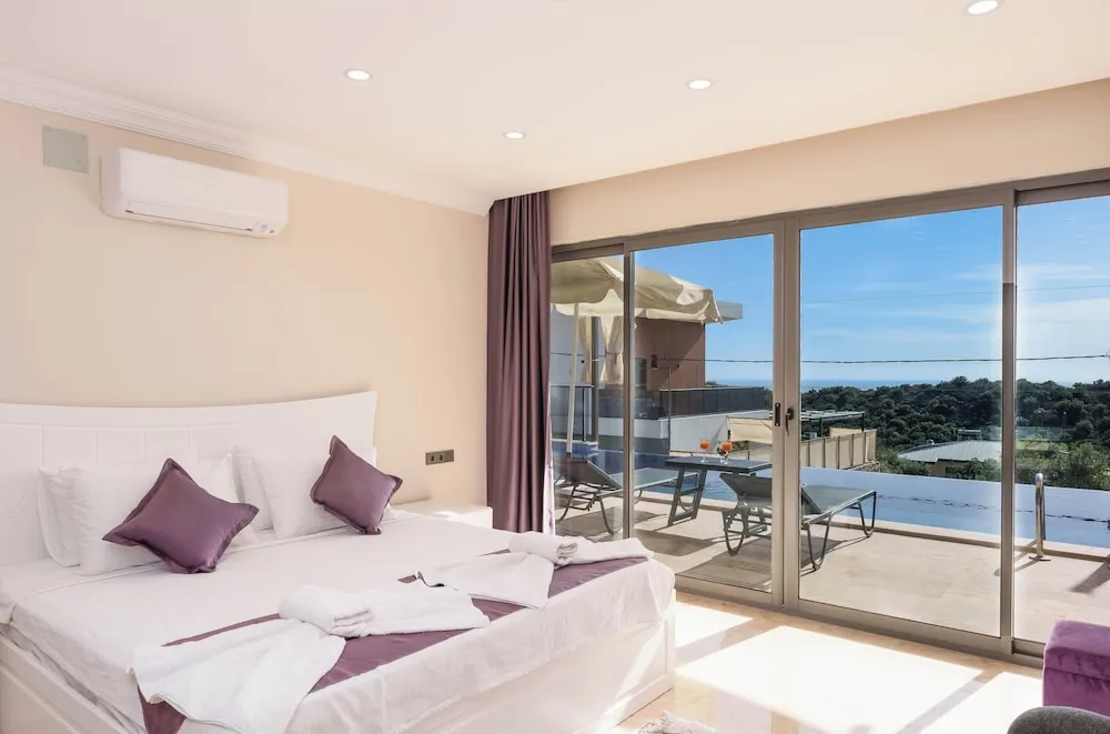 Deluxe Villa, 4 Yatak Odası, Balkon, Kısmi Deniz Manzaralı