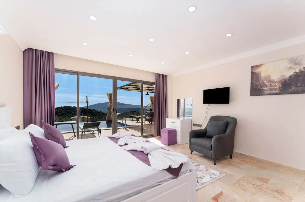 Deluxe Villa, 4 Yatak Odası, Balkon, Kısmi Deniz Manzaralı