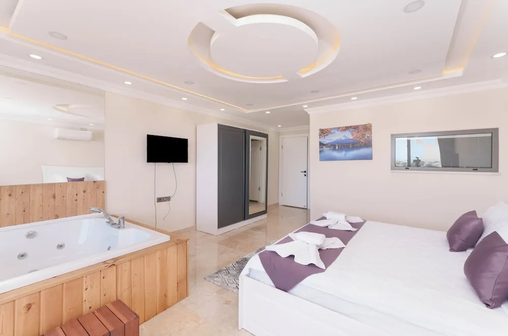 Deluxe Villa, 4 Yatak Odası, Balkon, Kısmi Deniz Manzaralı