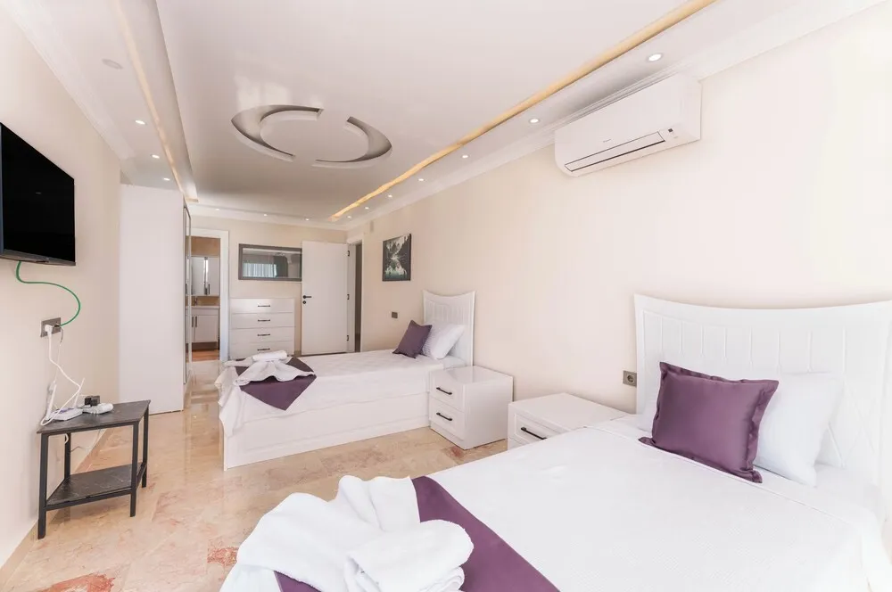 Deluxe Villa, 4 Yatak Odası, Balkon, Kısmi Deniz Manzaralı